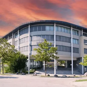 4* Hotel Four Munich Neue Messe
