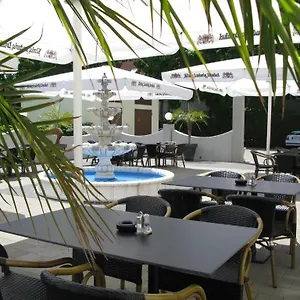 Hotel Adler 