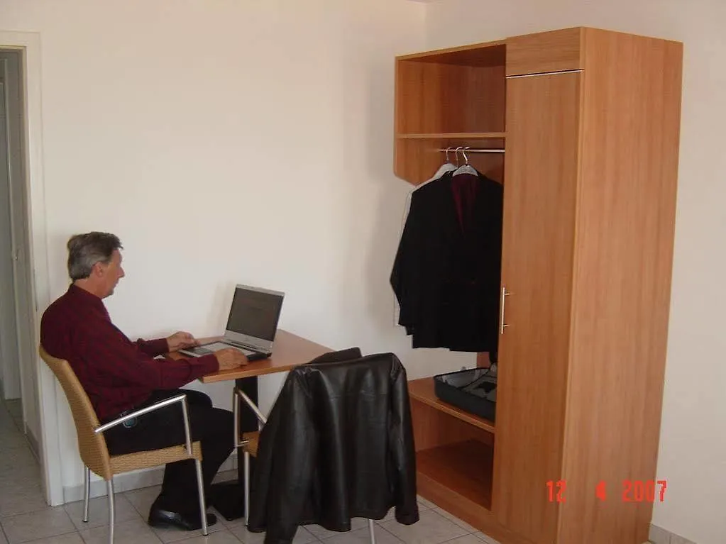 Hotel Fresh Inn Unterhaching