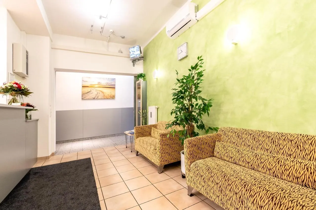 Hotel Fresh Inn Unterhaching 2*,