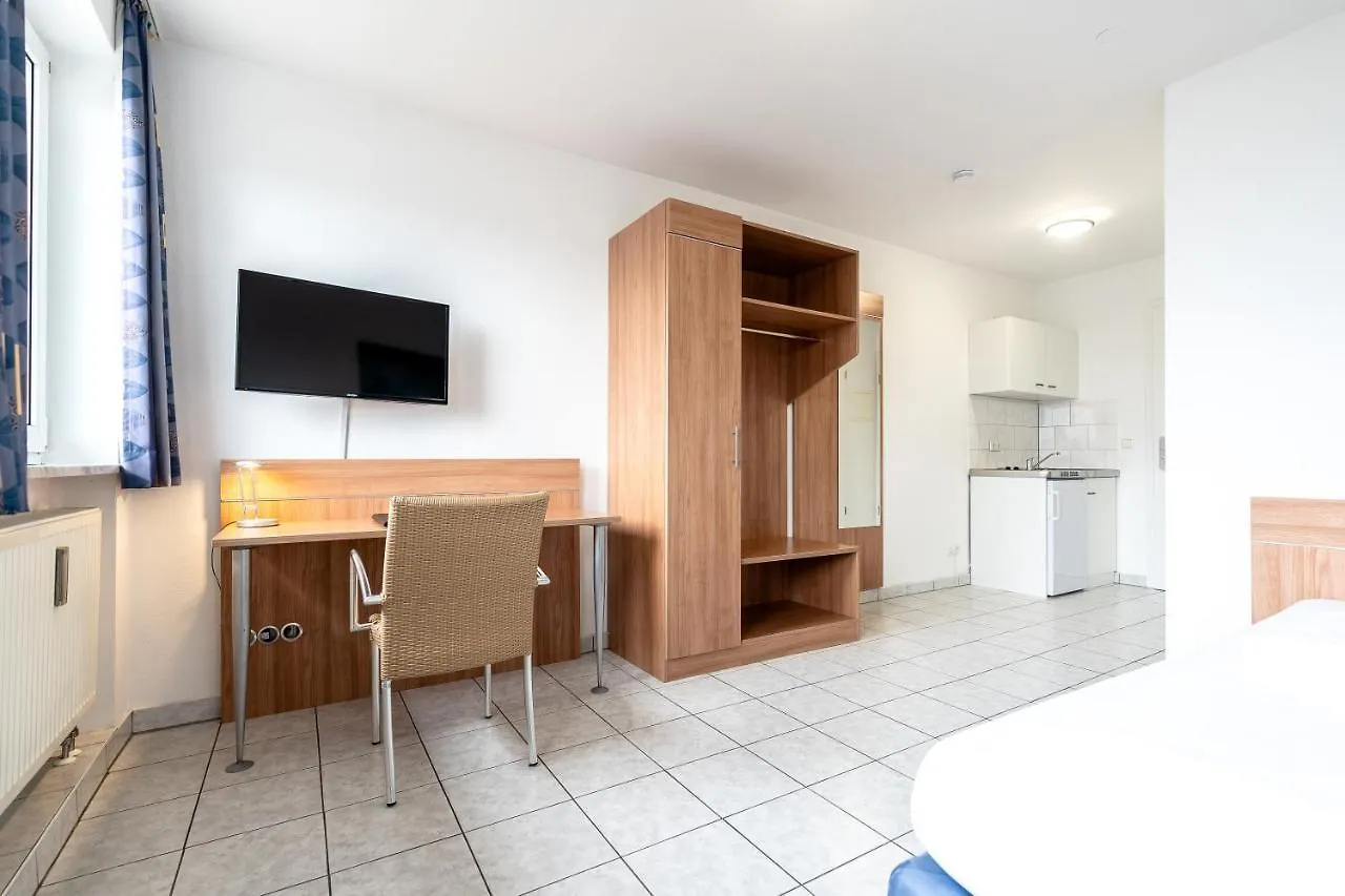 Hotel Fresh Inn Unterhaching 2*,  Germany